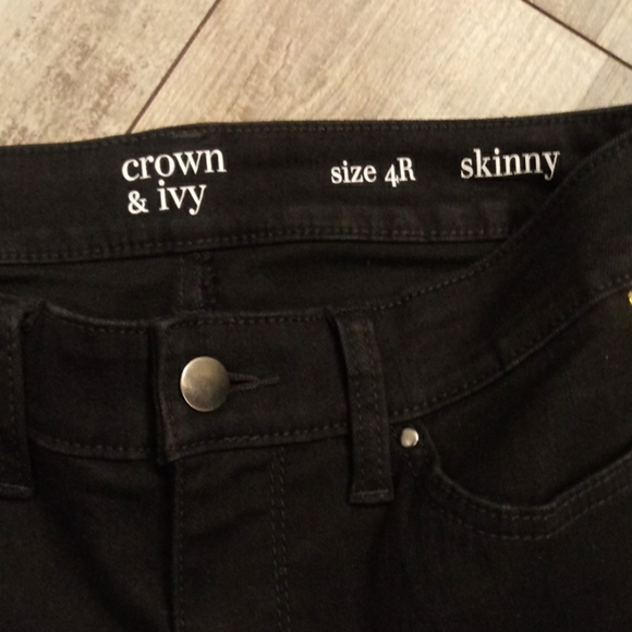 Crown & Ivy Metallic Skinny Jeans Size 4R - Picture 5 of 8